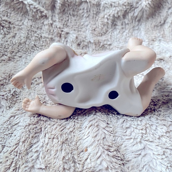 Vintage Bisque Porcelain Piano Baby Girl Hand-Painted Statue Figurine - Picture 7 of 7